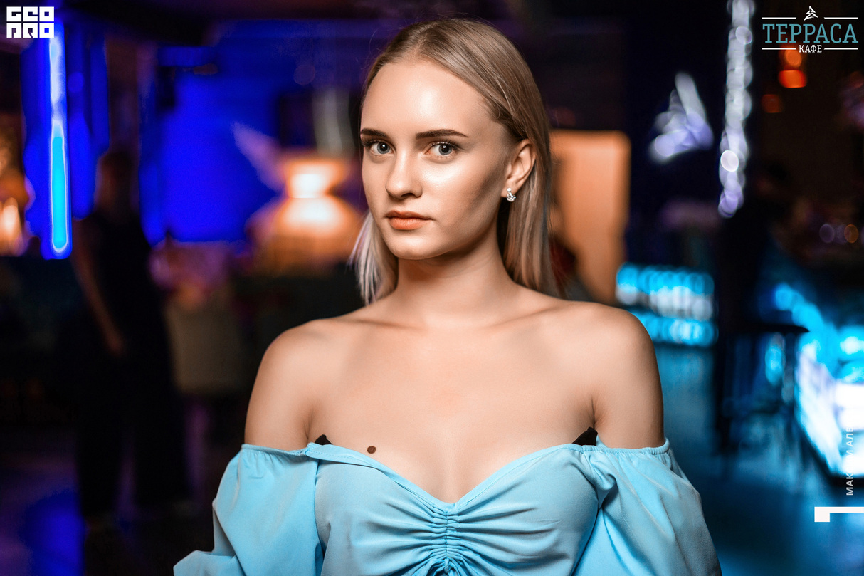 Пятница в Кафе Терраса 19