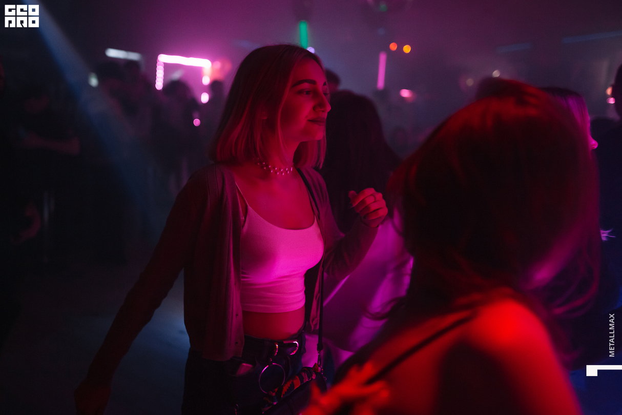 BLACK BIRTHDAY PARTY 18
