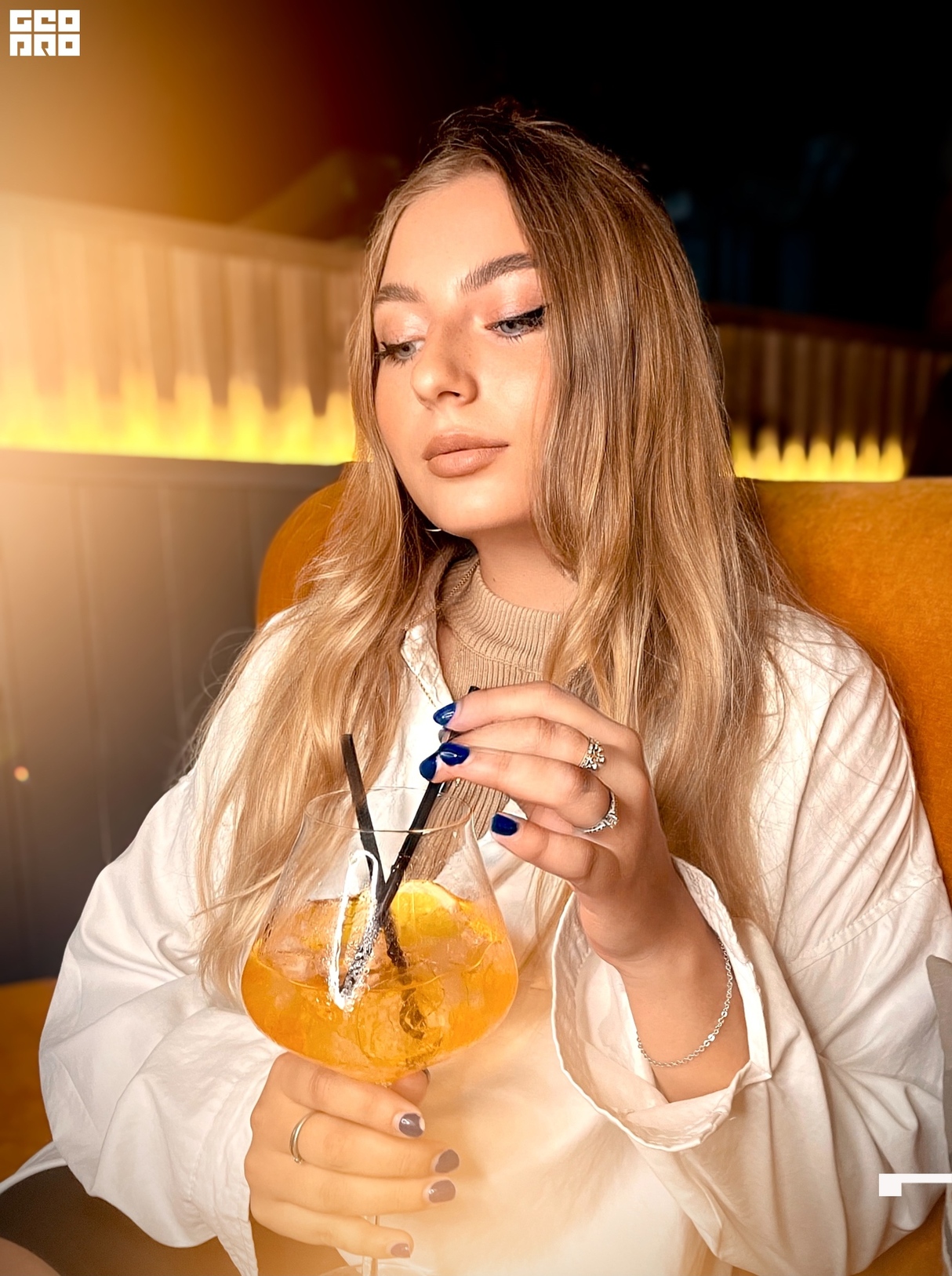 LIVE: Friday party 8