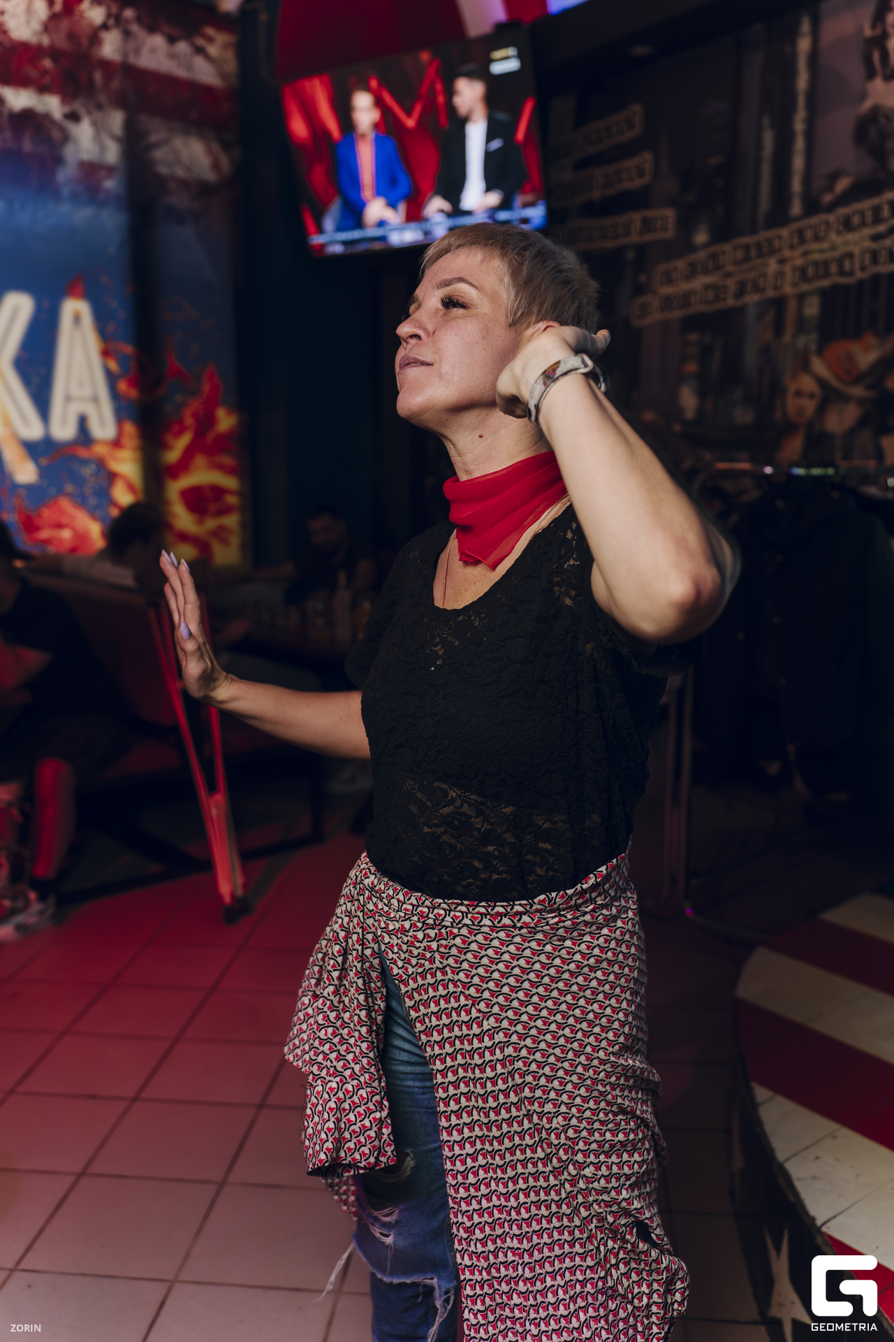 005_00-41-22 _11-10-25_Zorin.jpg