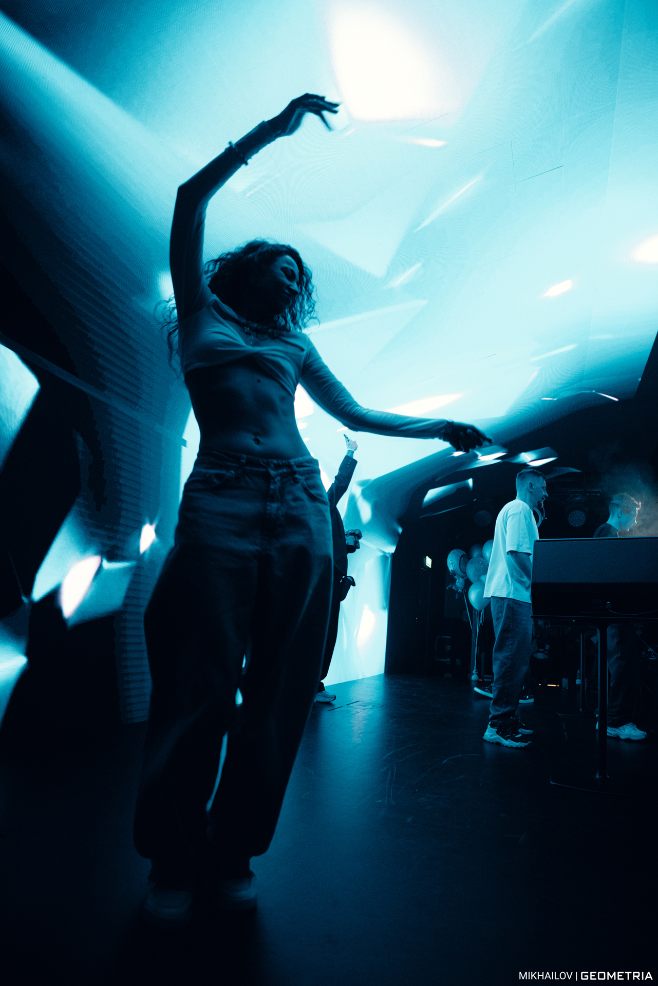 063-190425-0825 mikhailov-weblogo.jpg