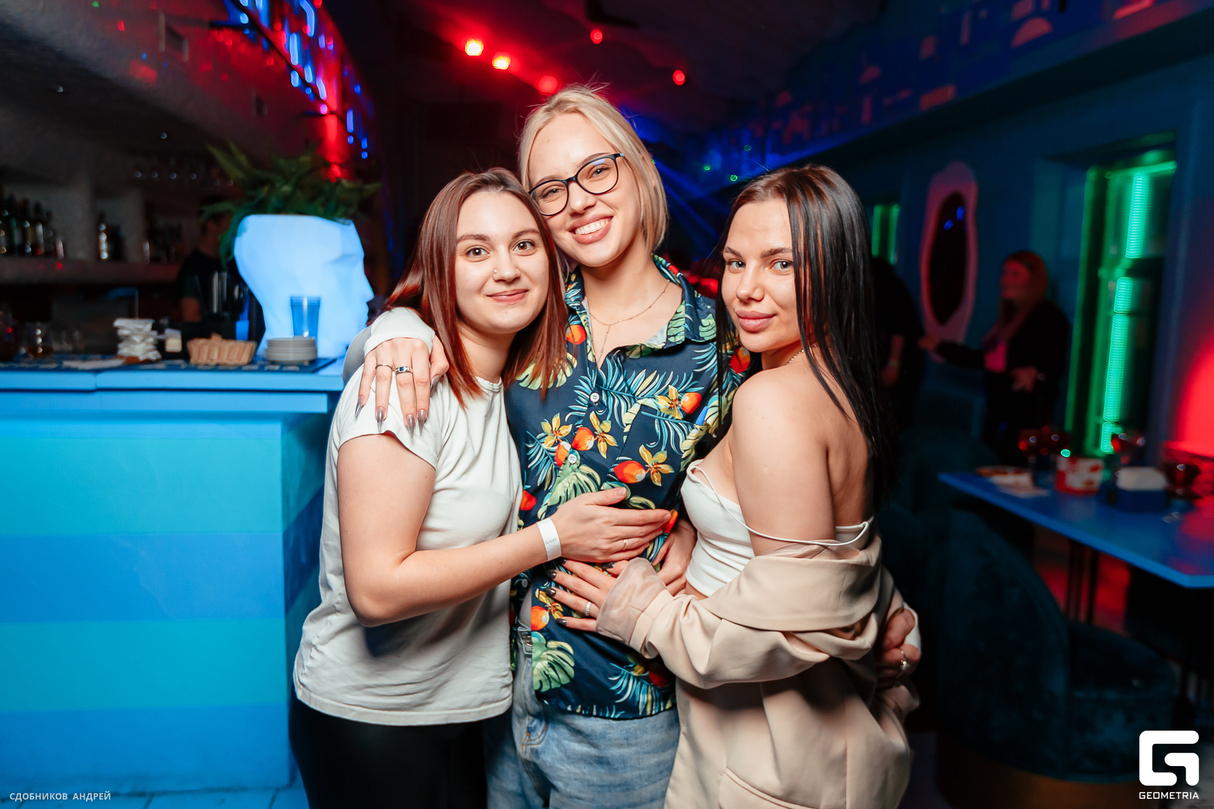 Коктейль бар - суббота 19