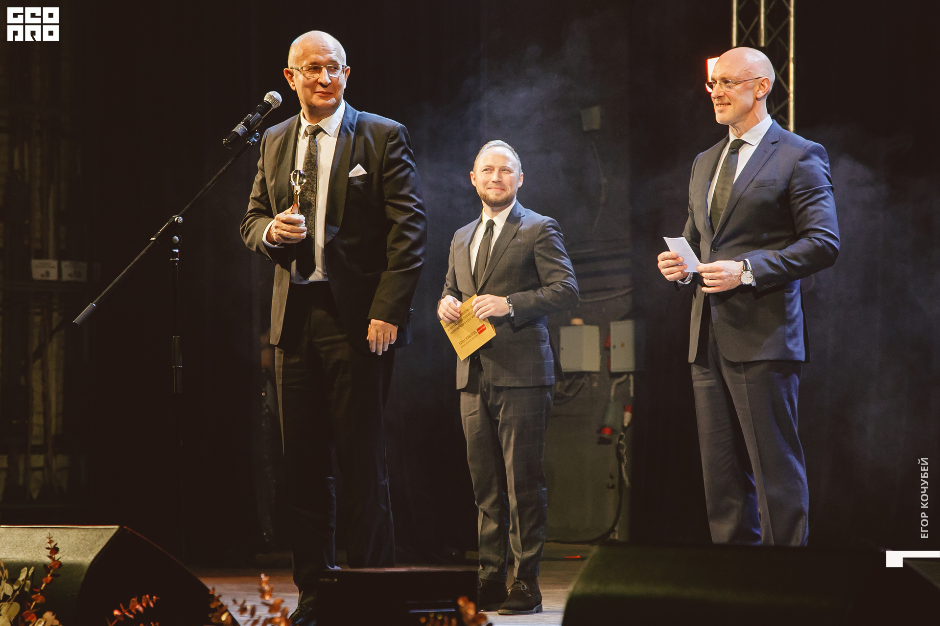 291   120422  230500 .jpg