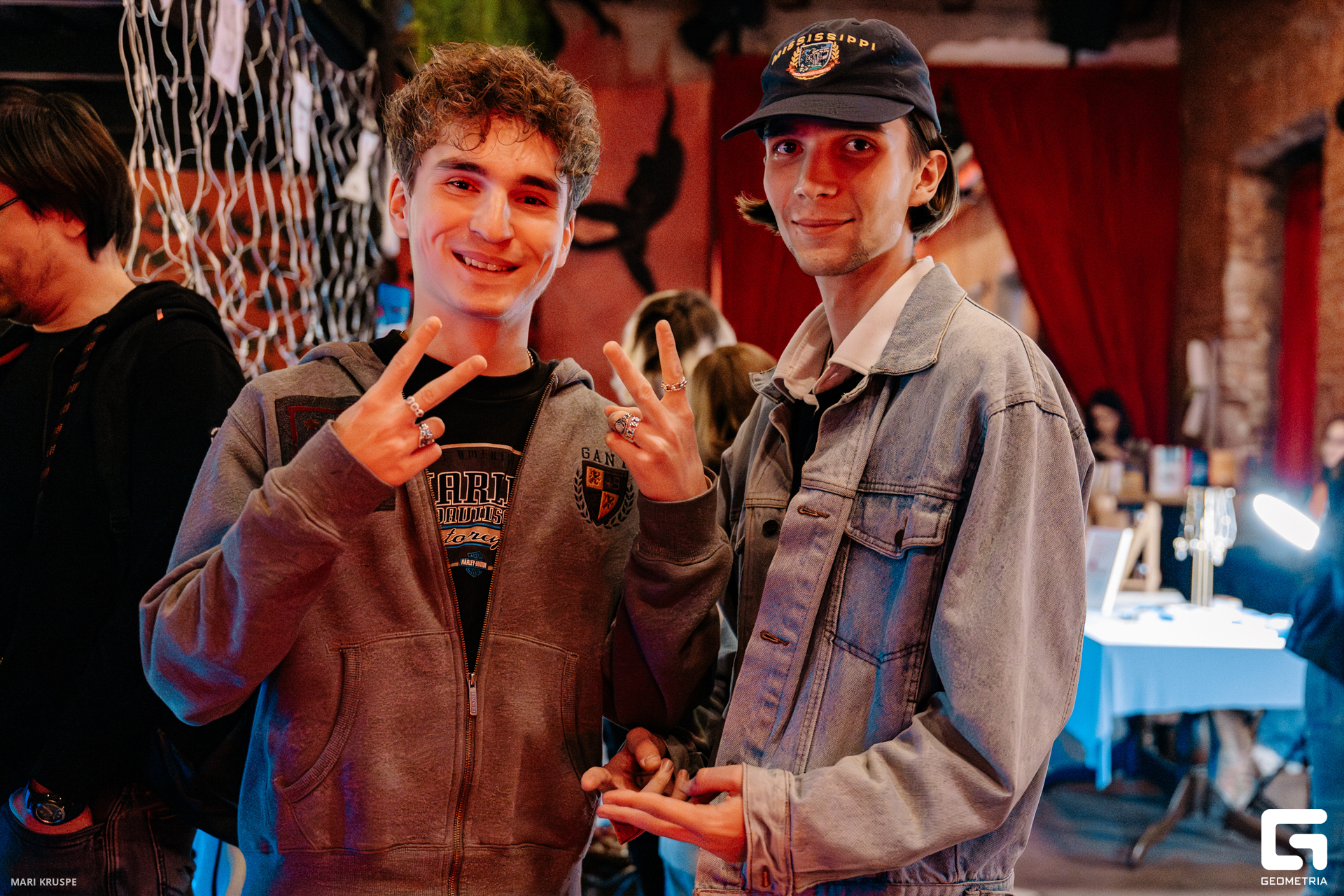 MARI3937-Улучшено-Ум. шума.jpg