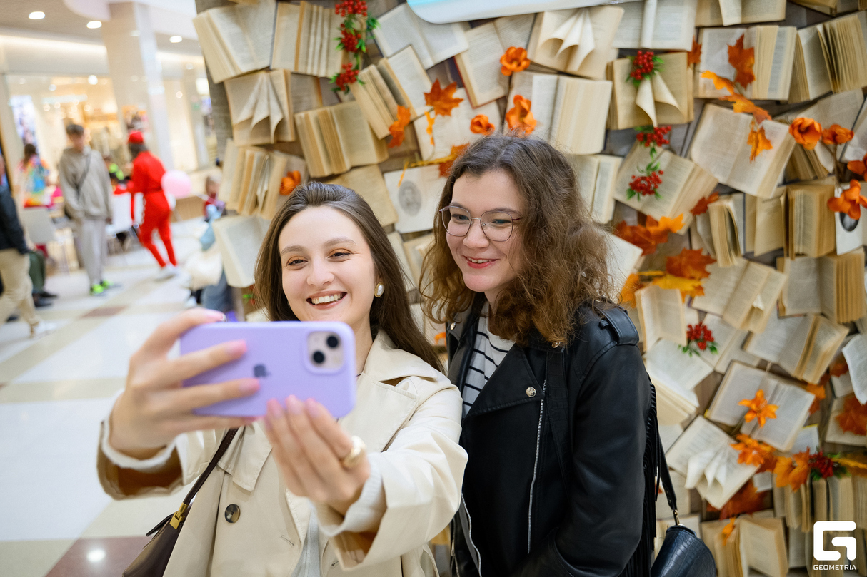 Модному 12 лет: стиль и драйв — праздник в сердце города! 21
