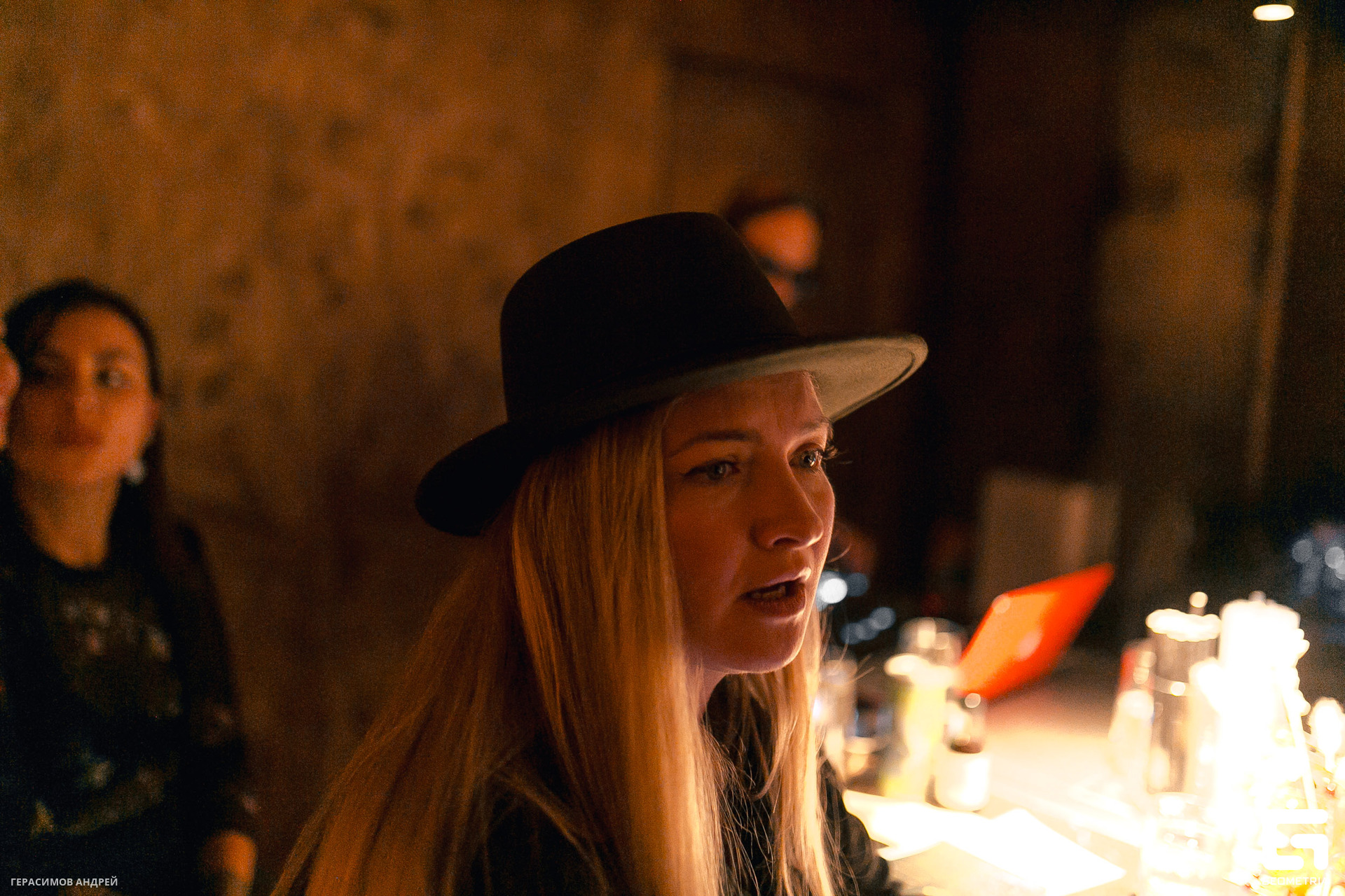 066 Bloom 12. 01.jpg