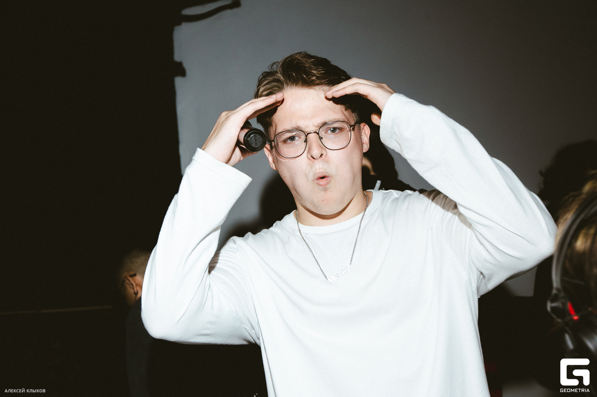 BACKSTAGE x ИСКРА 15
