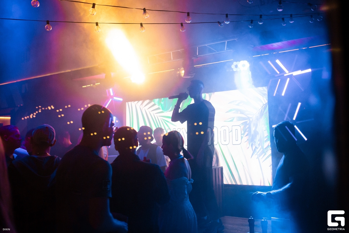 Saturday Night 9