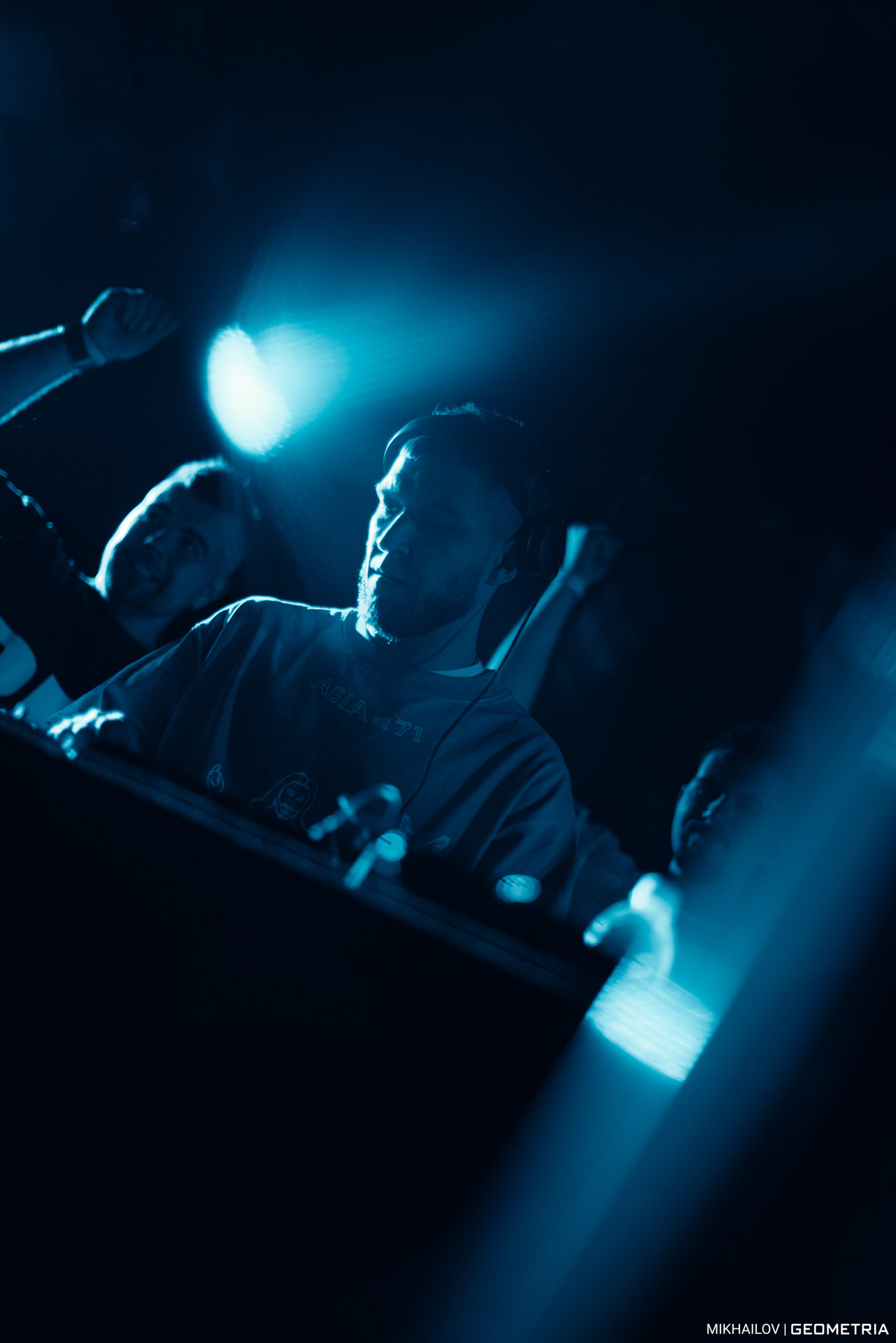 145-190425-0853 mikhailov-weblogo.jpg