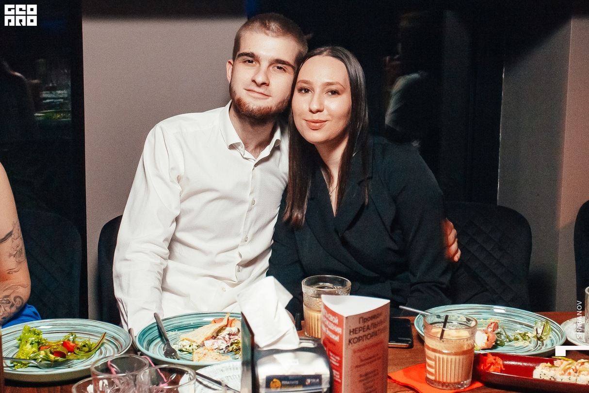 Friday party 22