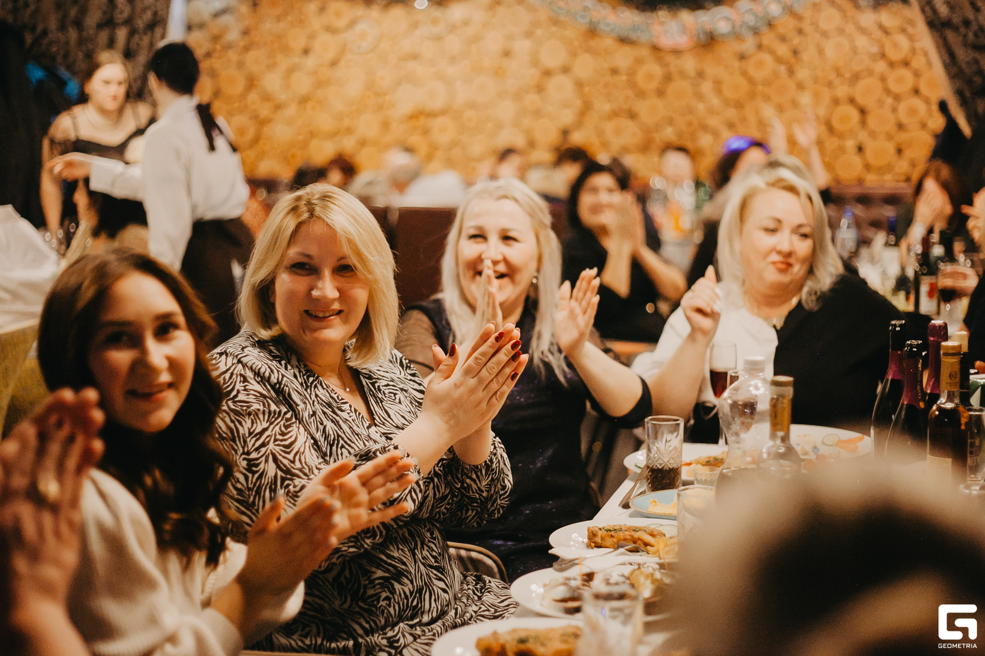 2023-12-23 20-01-57_alenaarchibald057.JPG