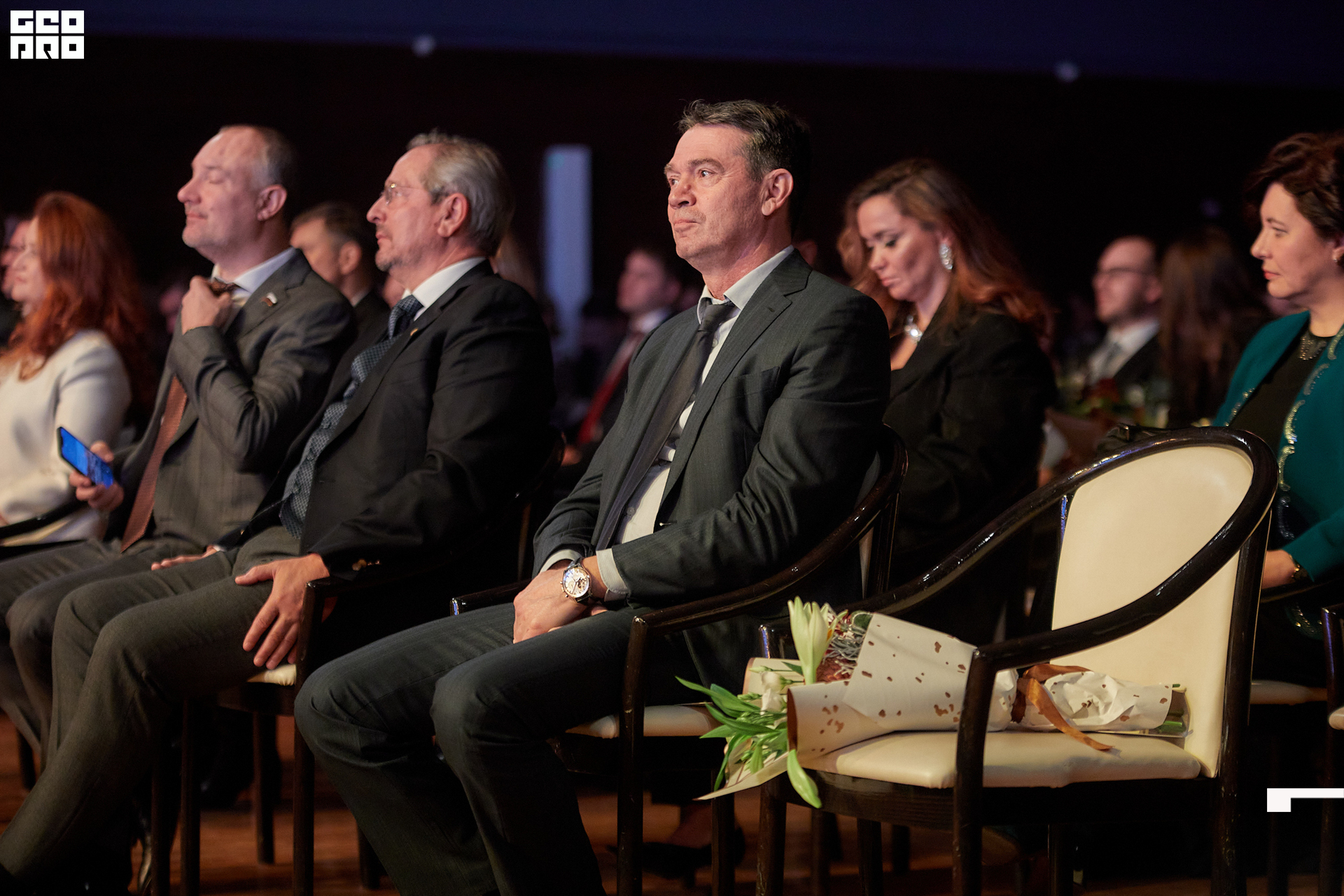 261_21-12-09 ISAEVA KASHIN SHVETS.jpg