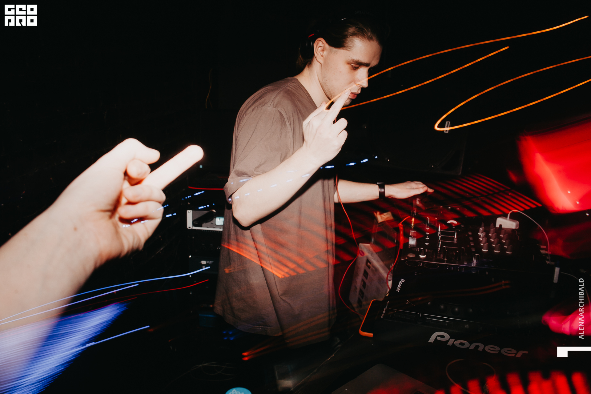 2021-03-14 00-52-50_alenaarchibald_051.JPG