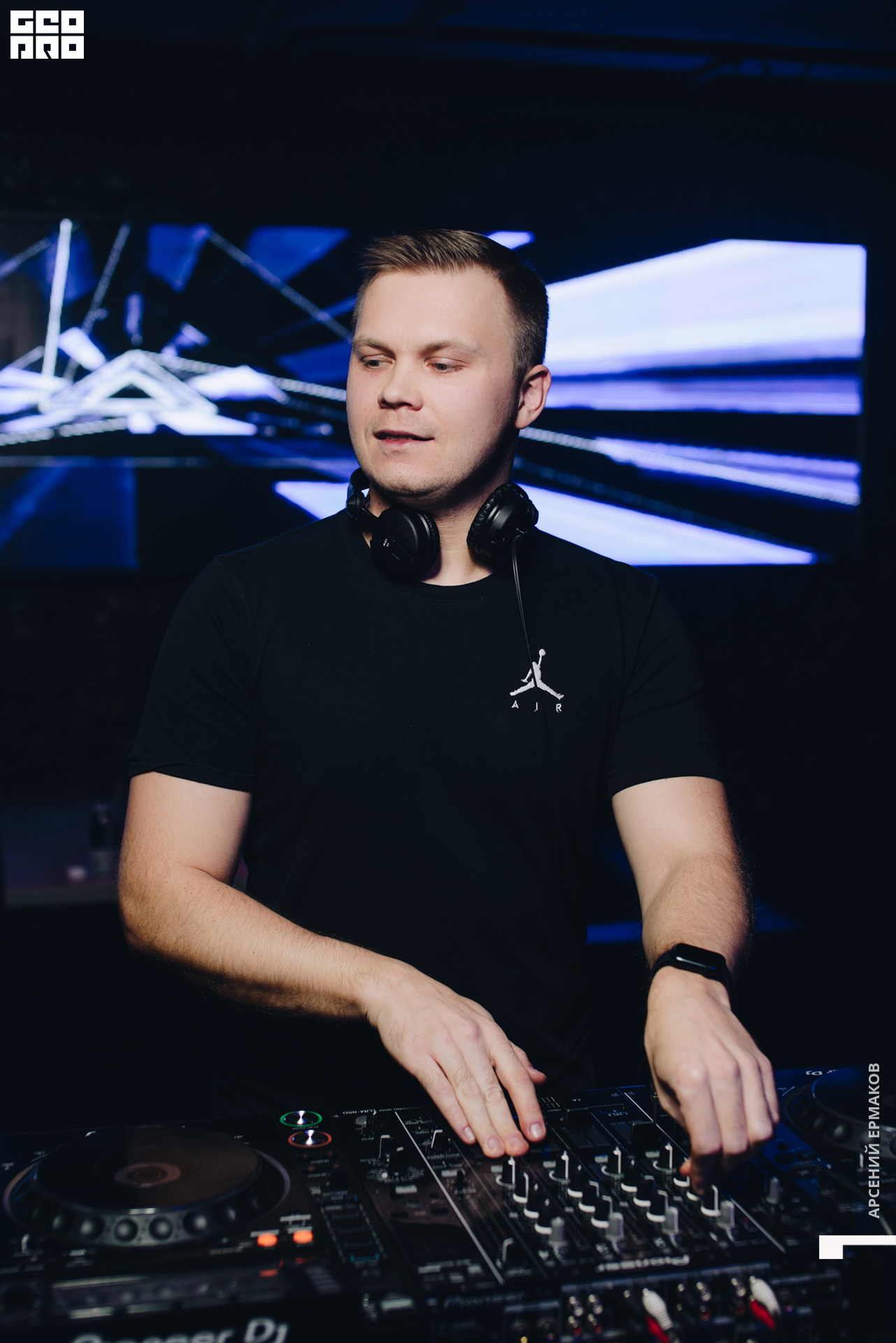 094 035246010723_arseniyermakov.jpg