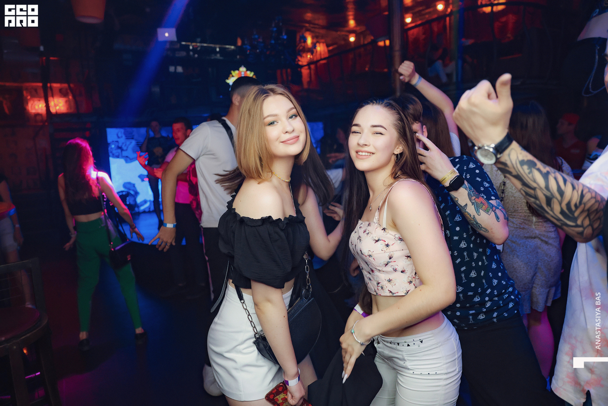 Weekend Party 30