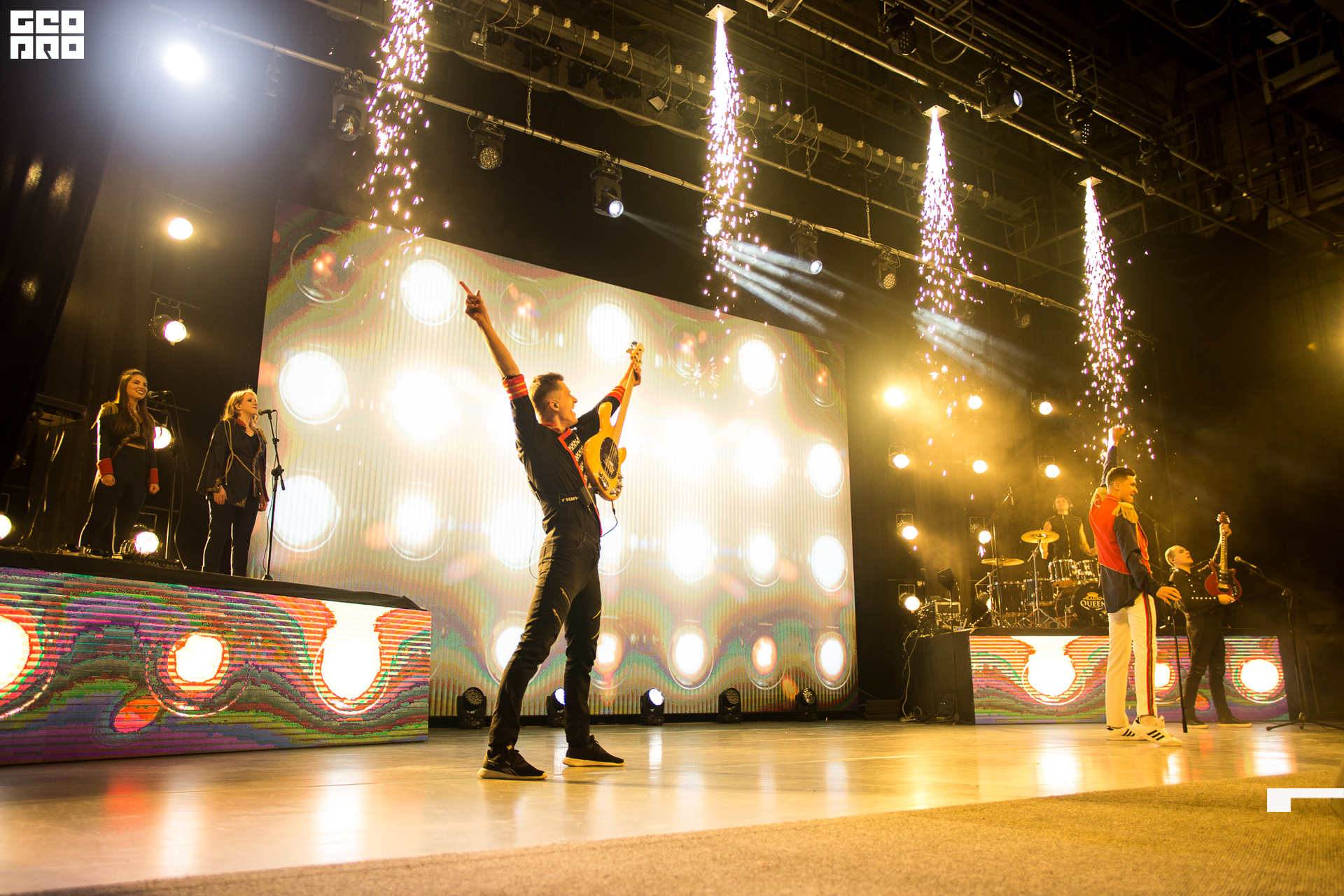 201_21-12-09 ISAEVA KASHIN SHVETS.jpg