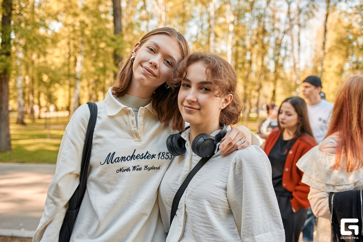 Элли на маковом поле 10