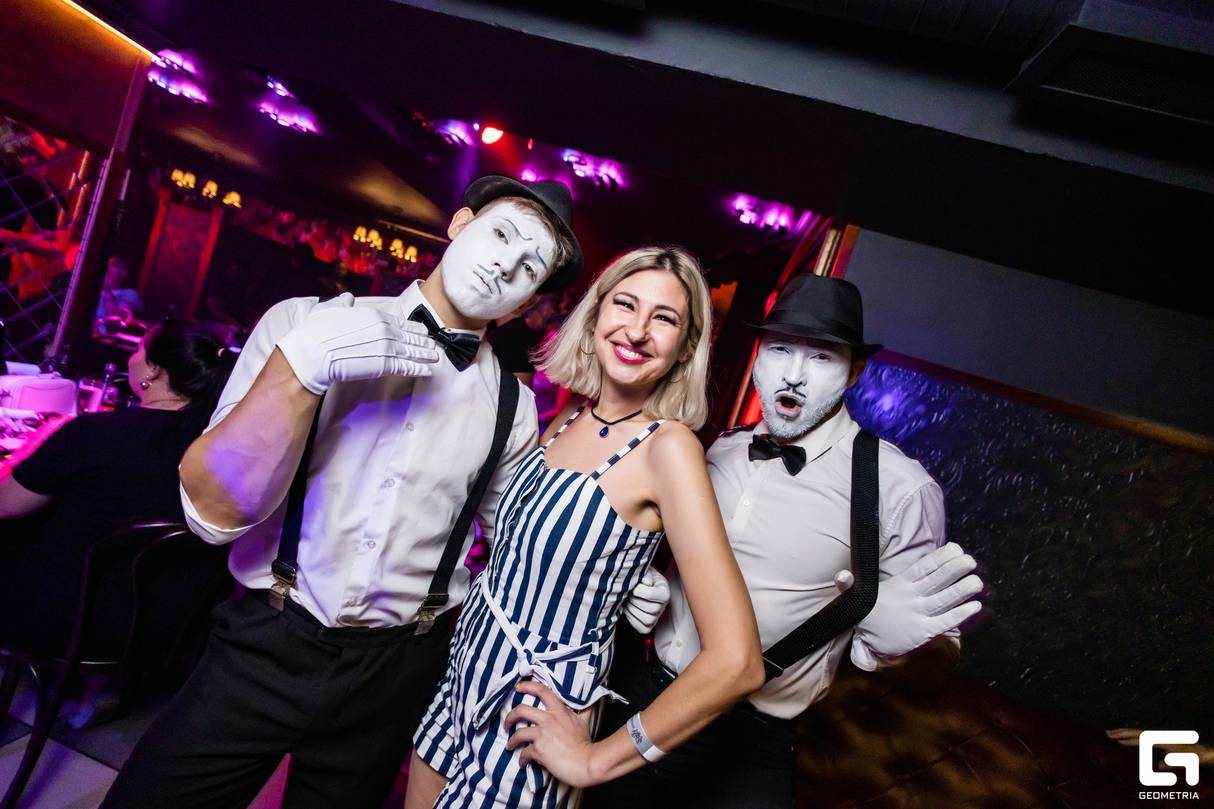 Saturday party 21