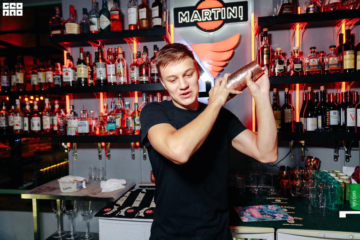 DJ Barashkov 18