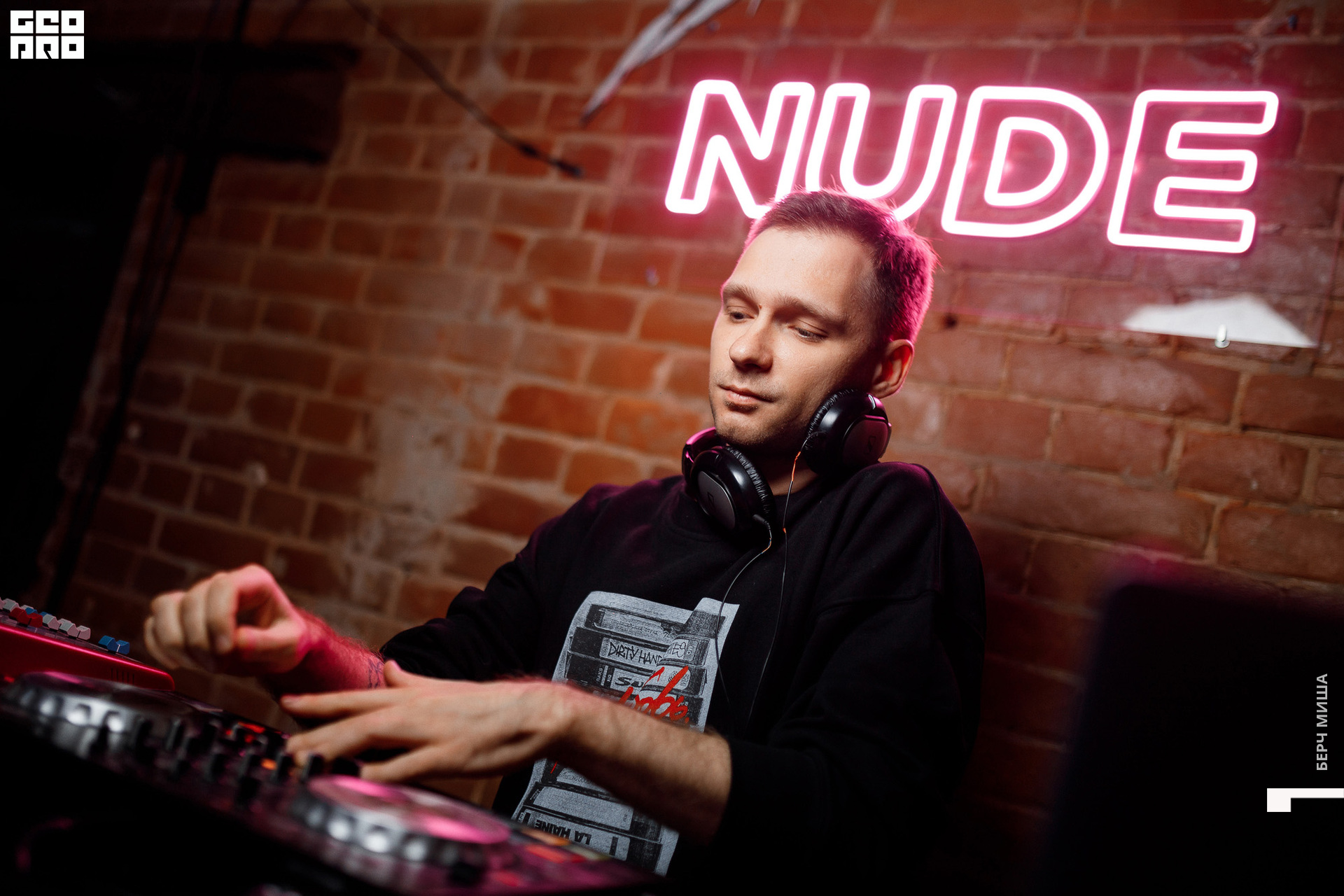 @misha.byorch 0072.jpg