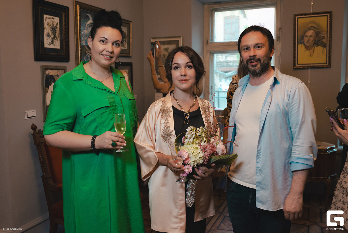 Нелли Крук. Fashion-перфоманс "Медитация" в арт-пространстве «Глазами Художника» 23
