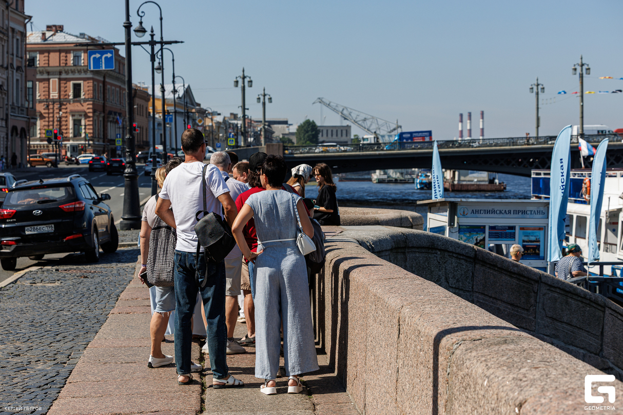 «Морская традиция» рейс к полуденному выстрелу из пушки Петропавловской крепости 8