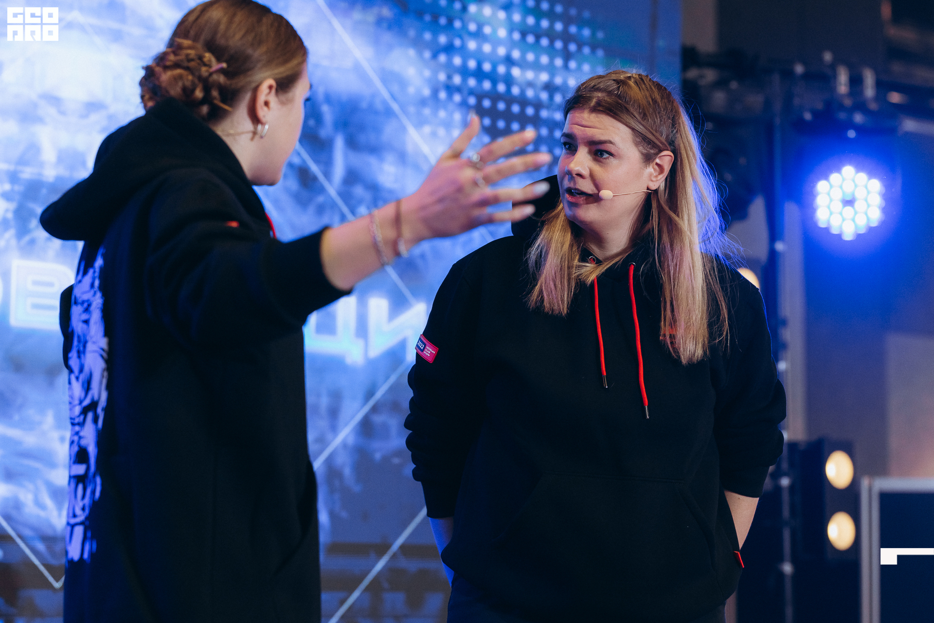 2022-12-11 17-01-01 @markovninart.jpg