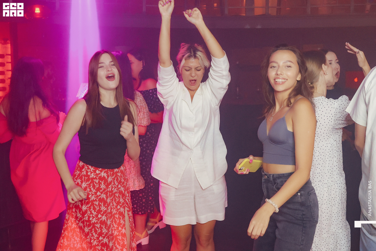 Weekend Party 30
