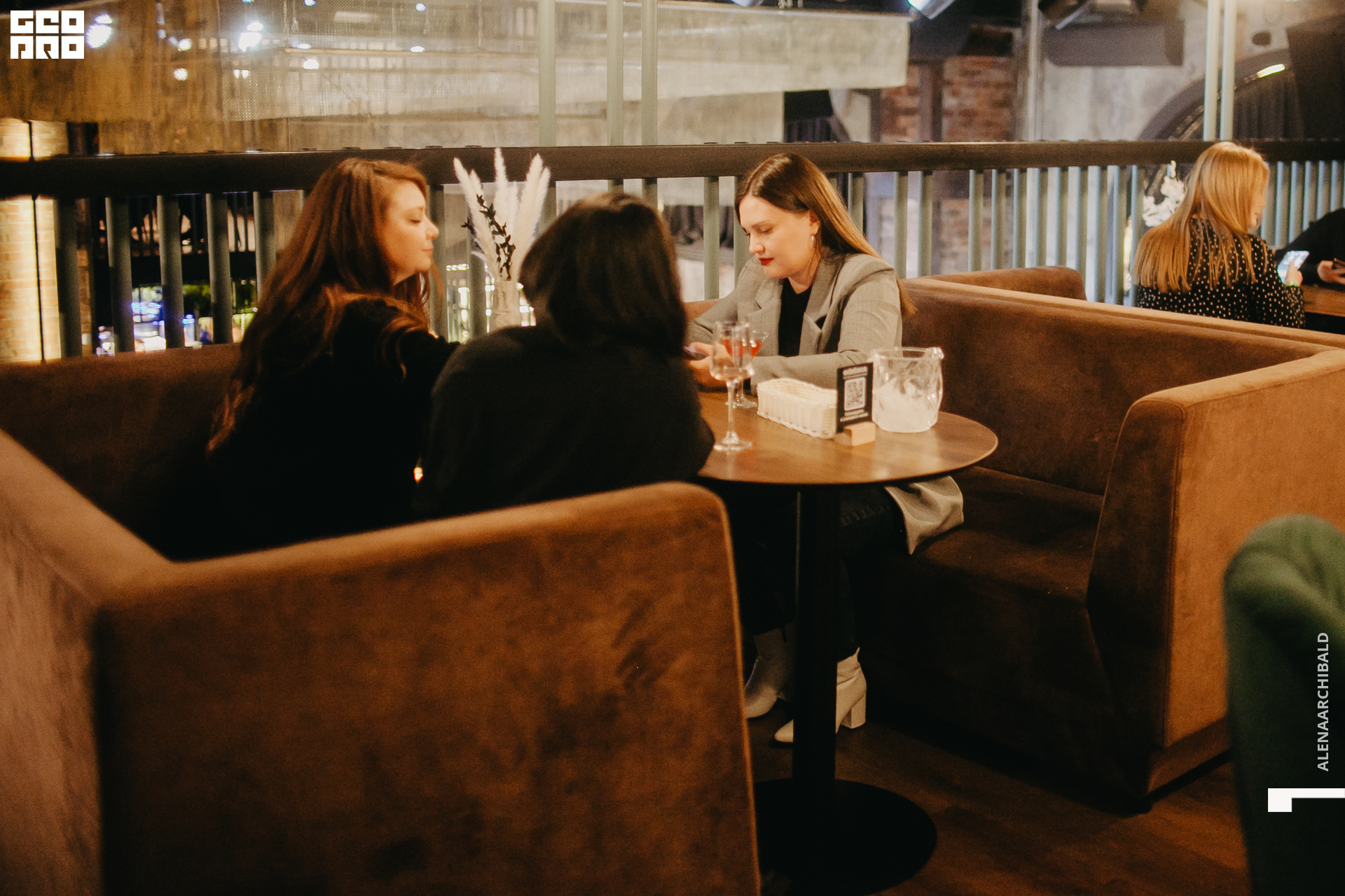 2022-11-18 20-00-27_alenaarchibald014.JPG