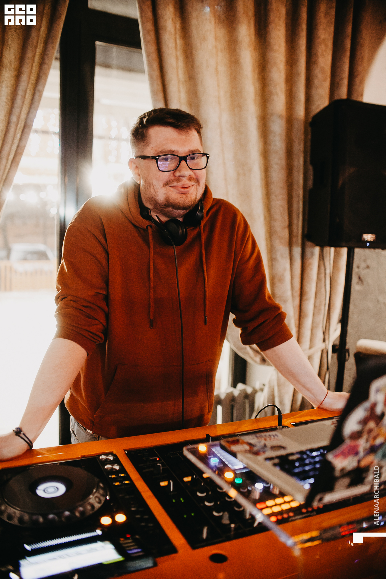 2021-03-19 21-34-01_alenaarchibald_060.JPG