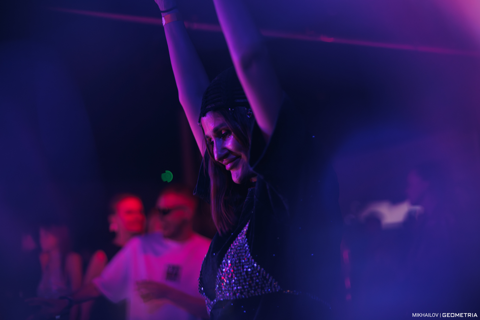 011-190425-1711 mikhailov-weblogo.jpg