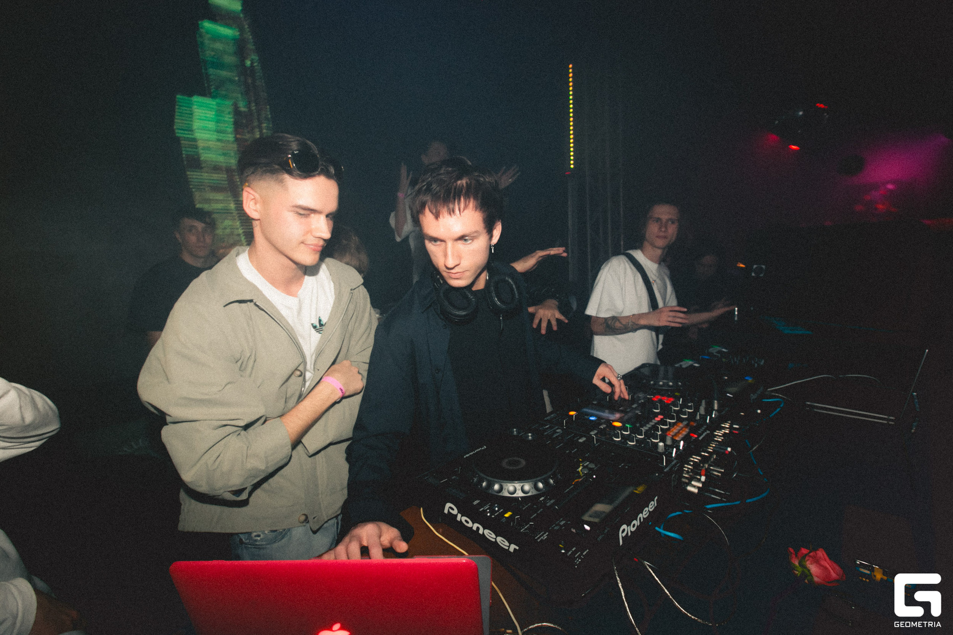 082 Repeat 21.10.jpg