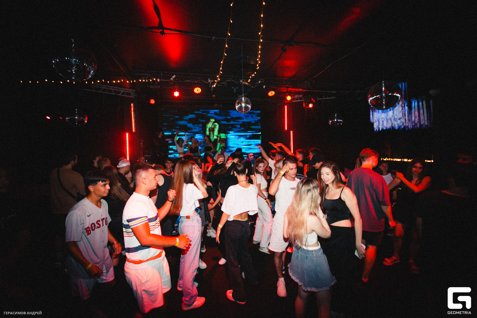 152 Repeat 26.08.jpg