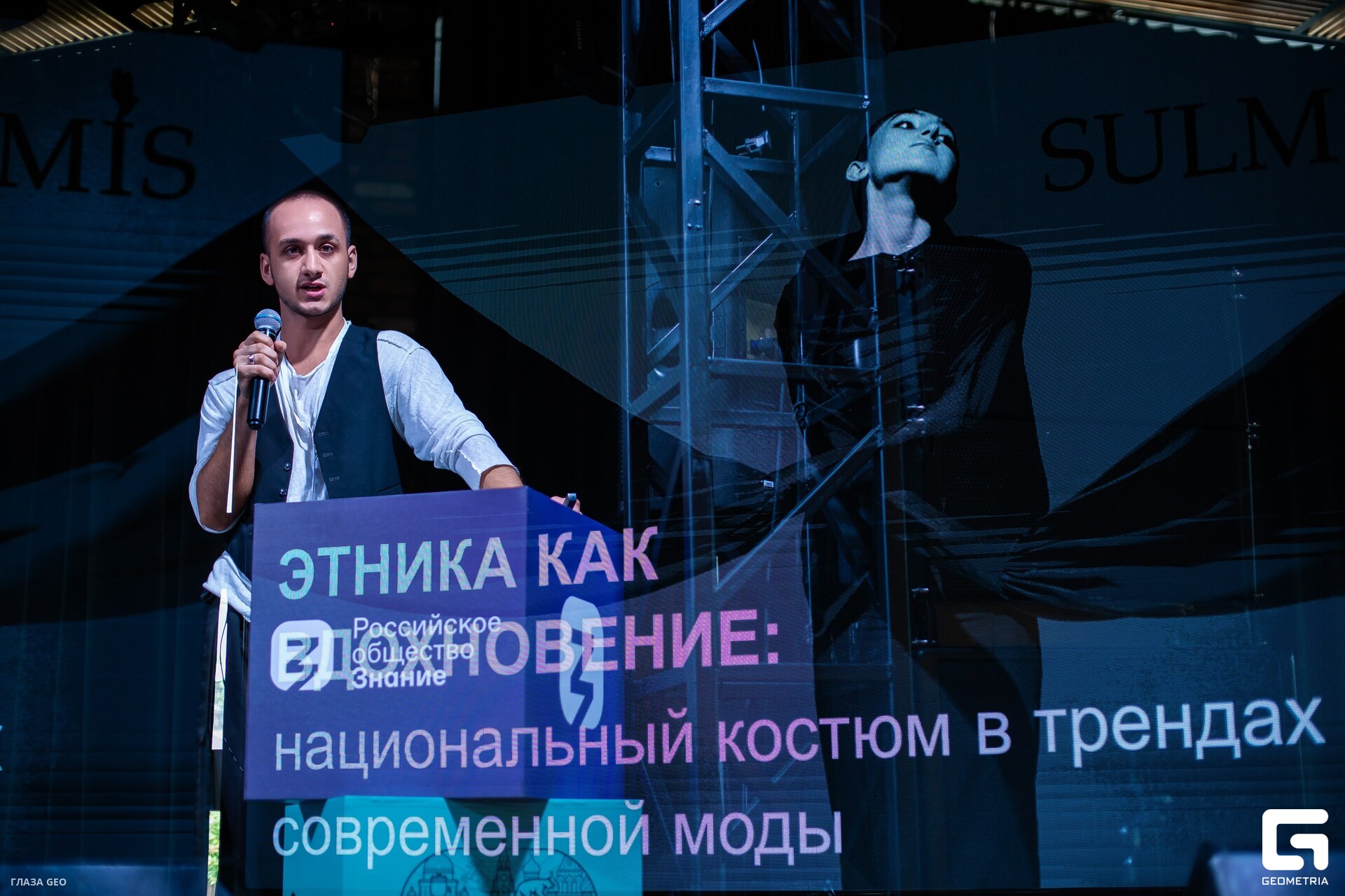 photo 21_resized.jpg