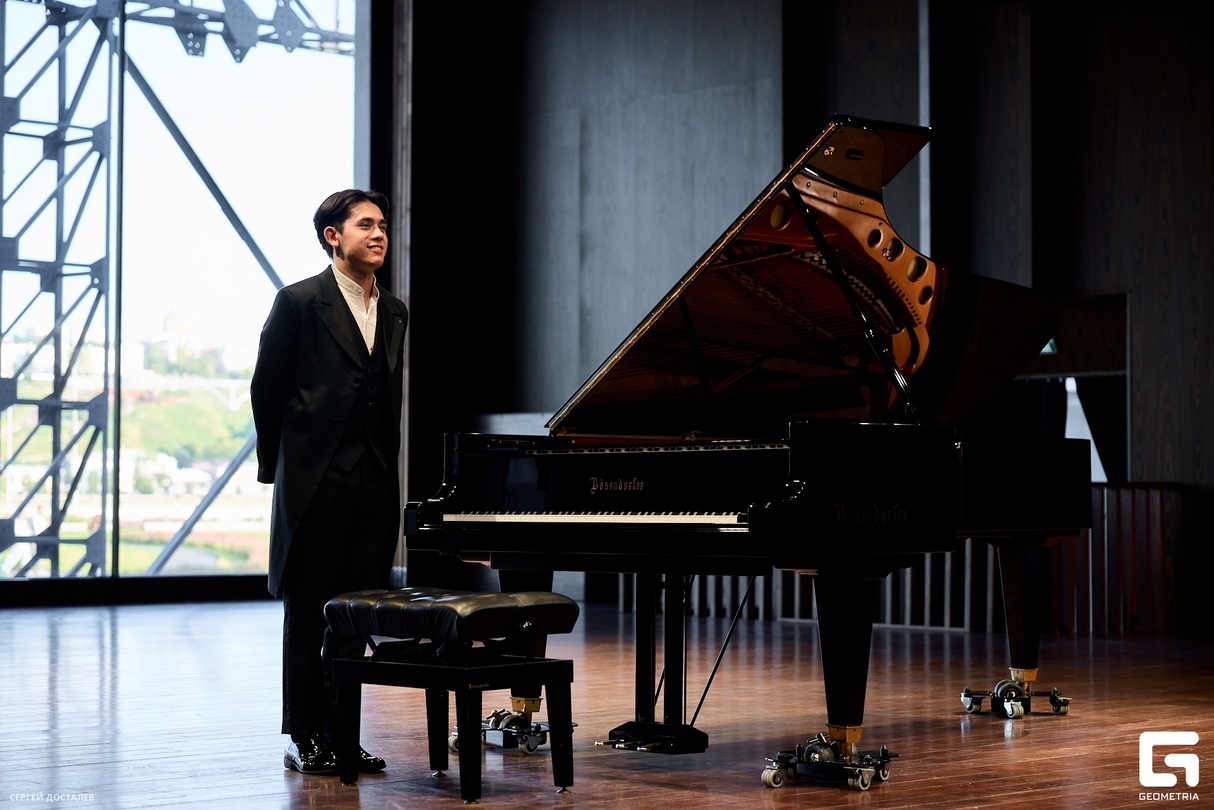 Pianissimo: Джордж Харлионо 17