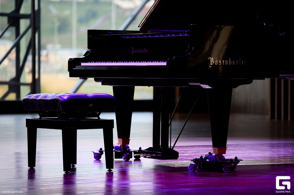 Pianissimo 12