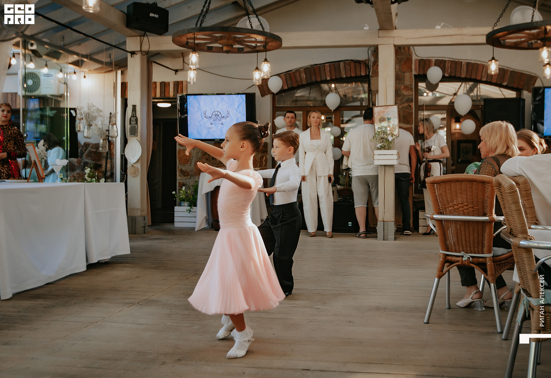 ПЯТОЕ КОЛЕСО 2022 00093.jpg