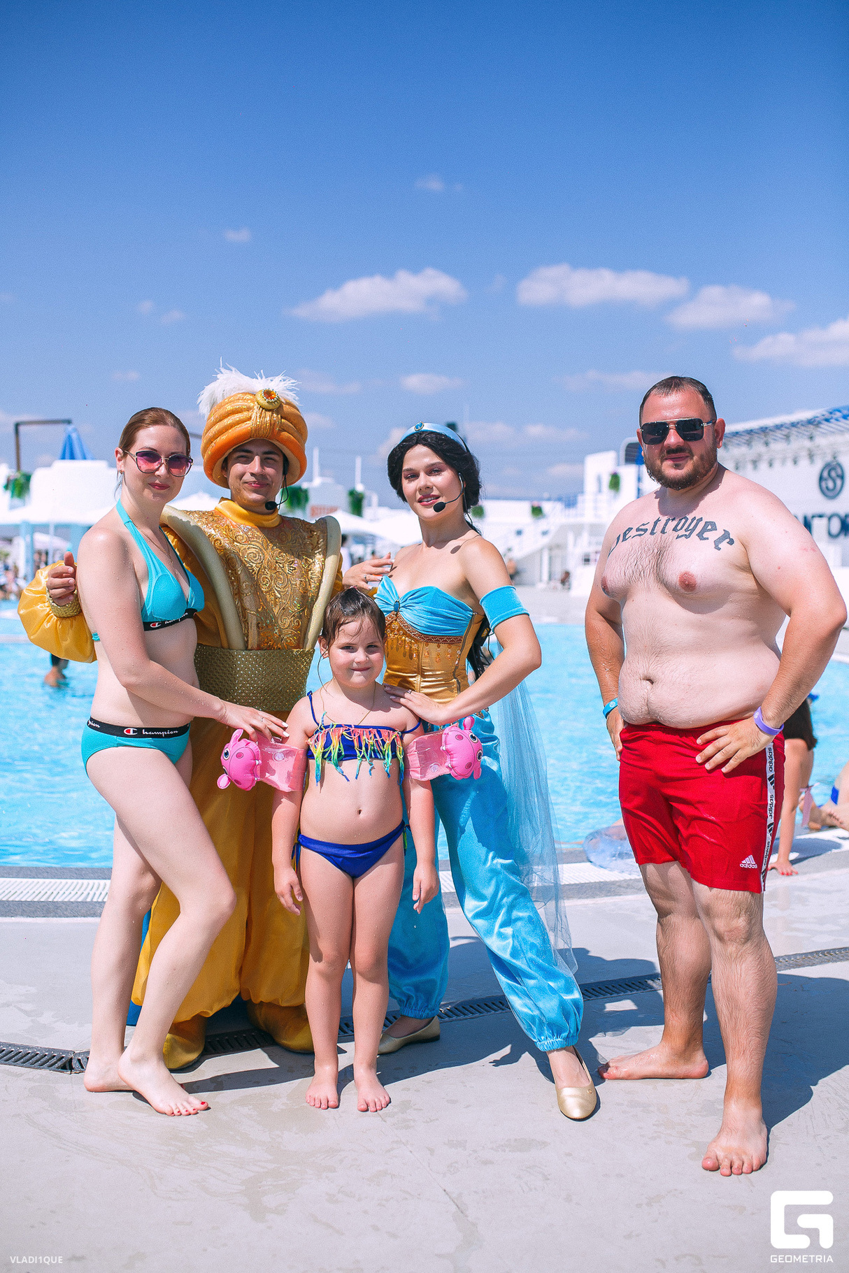 POOL PARTY 18