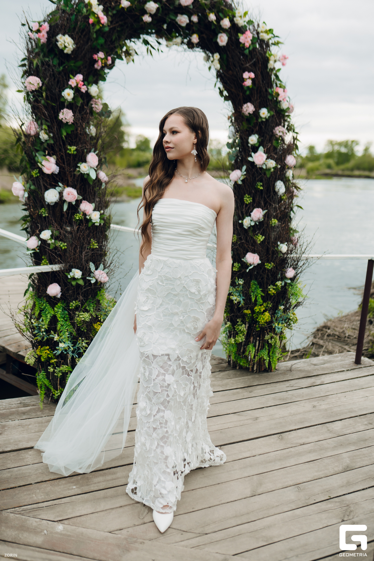 052-16-50-27-20-05-25- Zorin.jpg