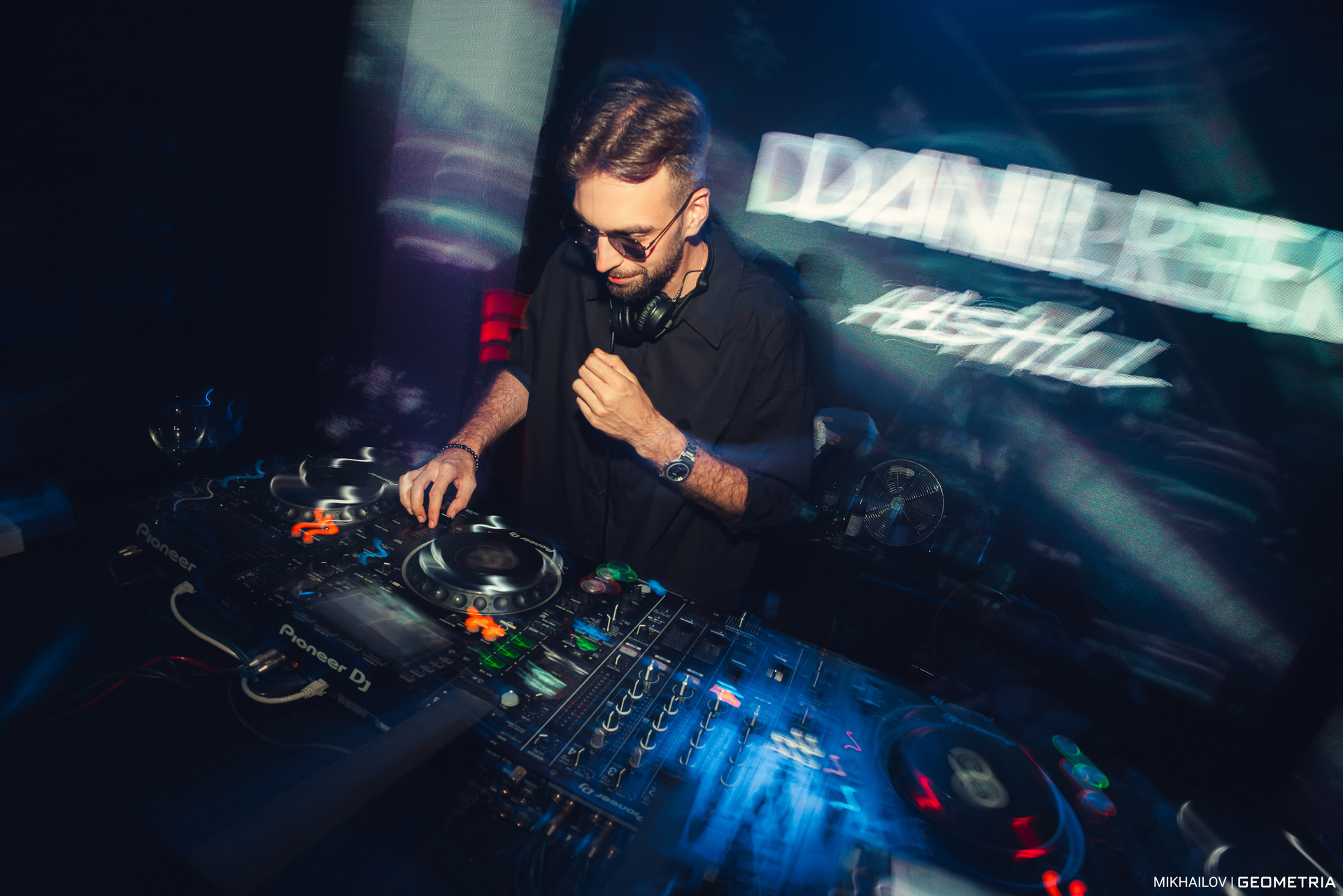 088-010924-2940 Graduspi-Mikhailov-logo2k.jpg