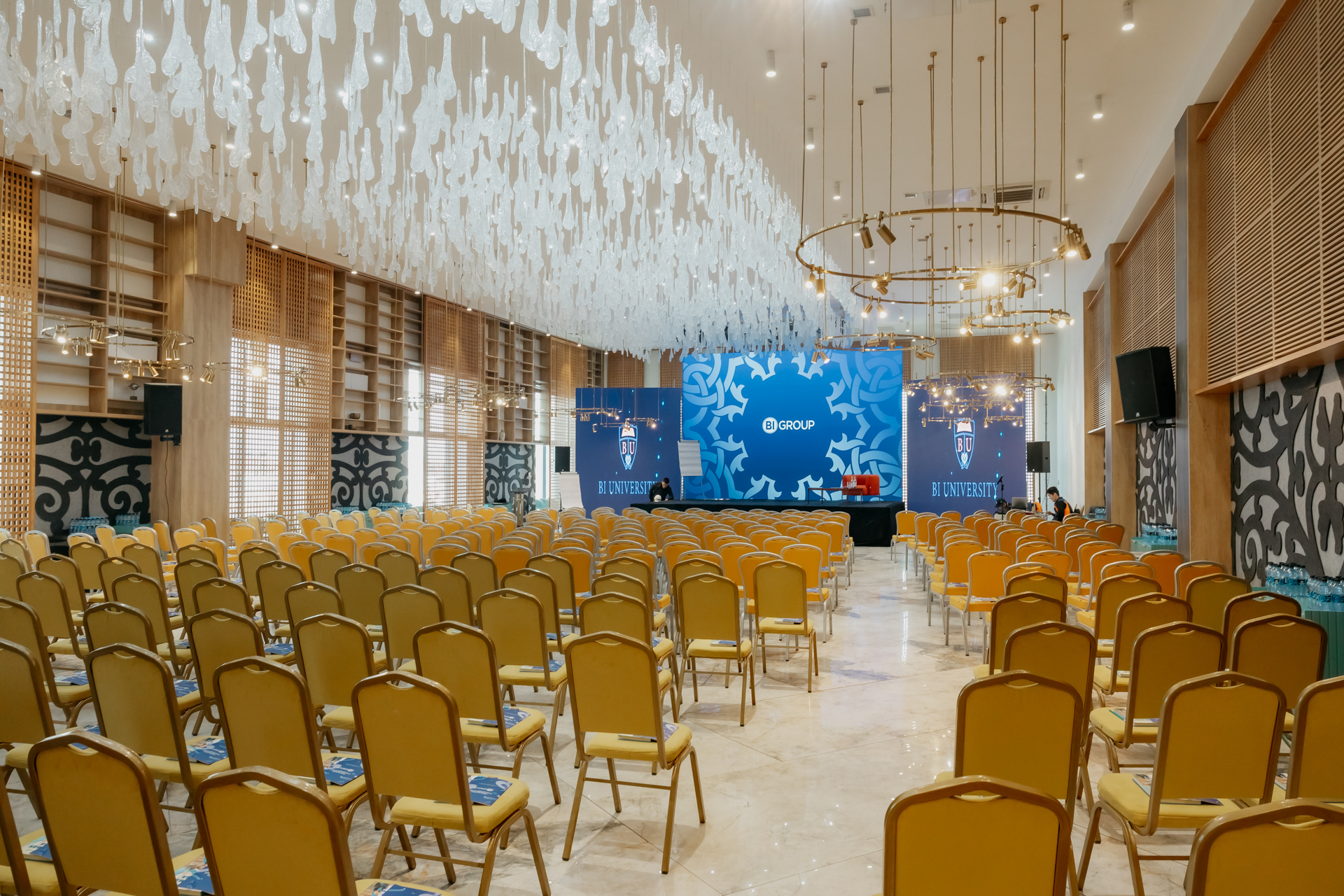 BI UNIVERSITY Atyrau (Print)-003.jpg