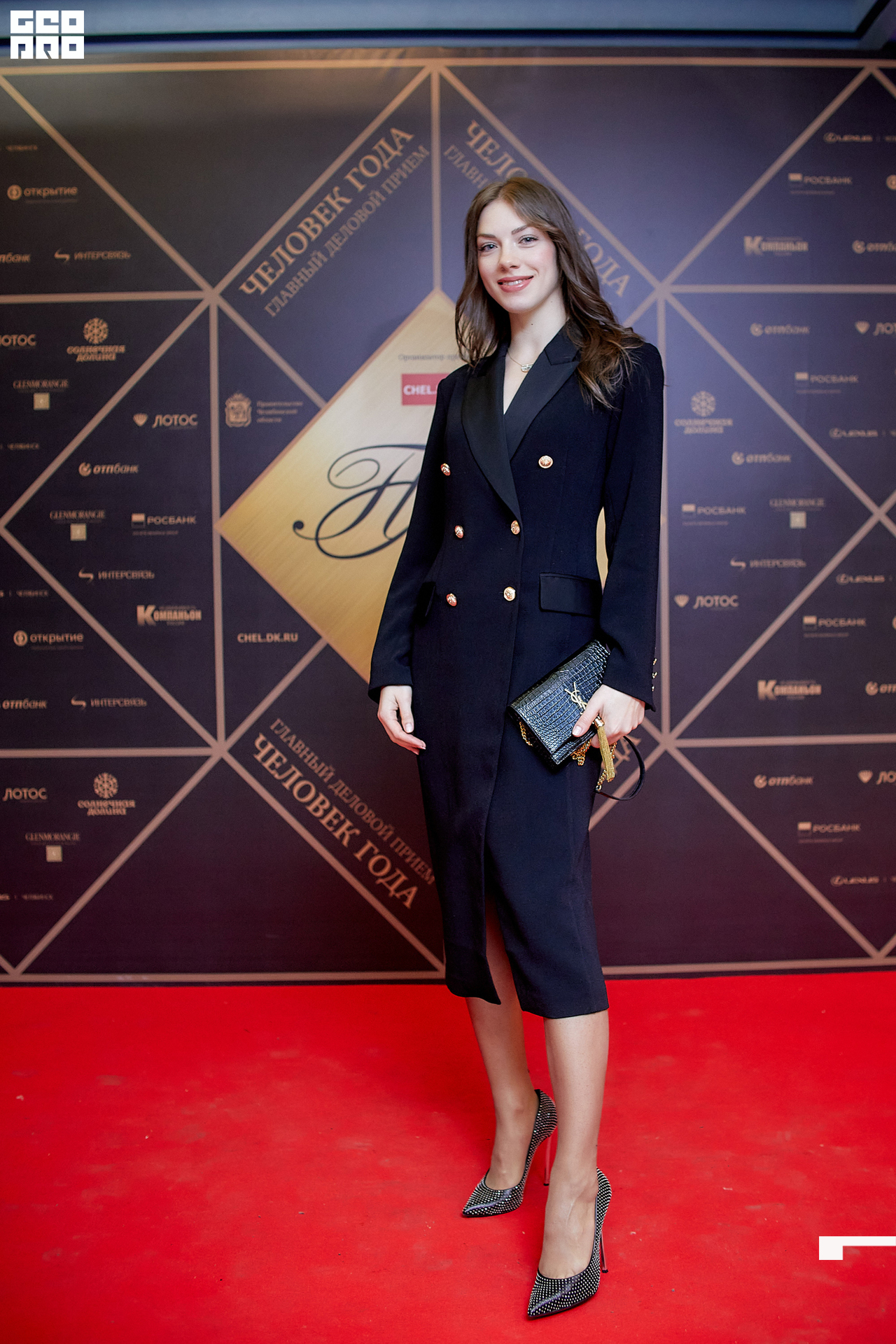 116_21-12-09 ISAEVA KASHIN SHVETS.jpg