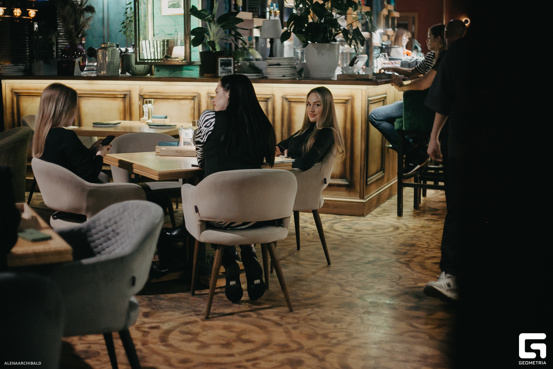 2023-11-24 22-00-46_alenaarchibald055.JPG