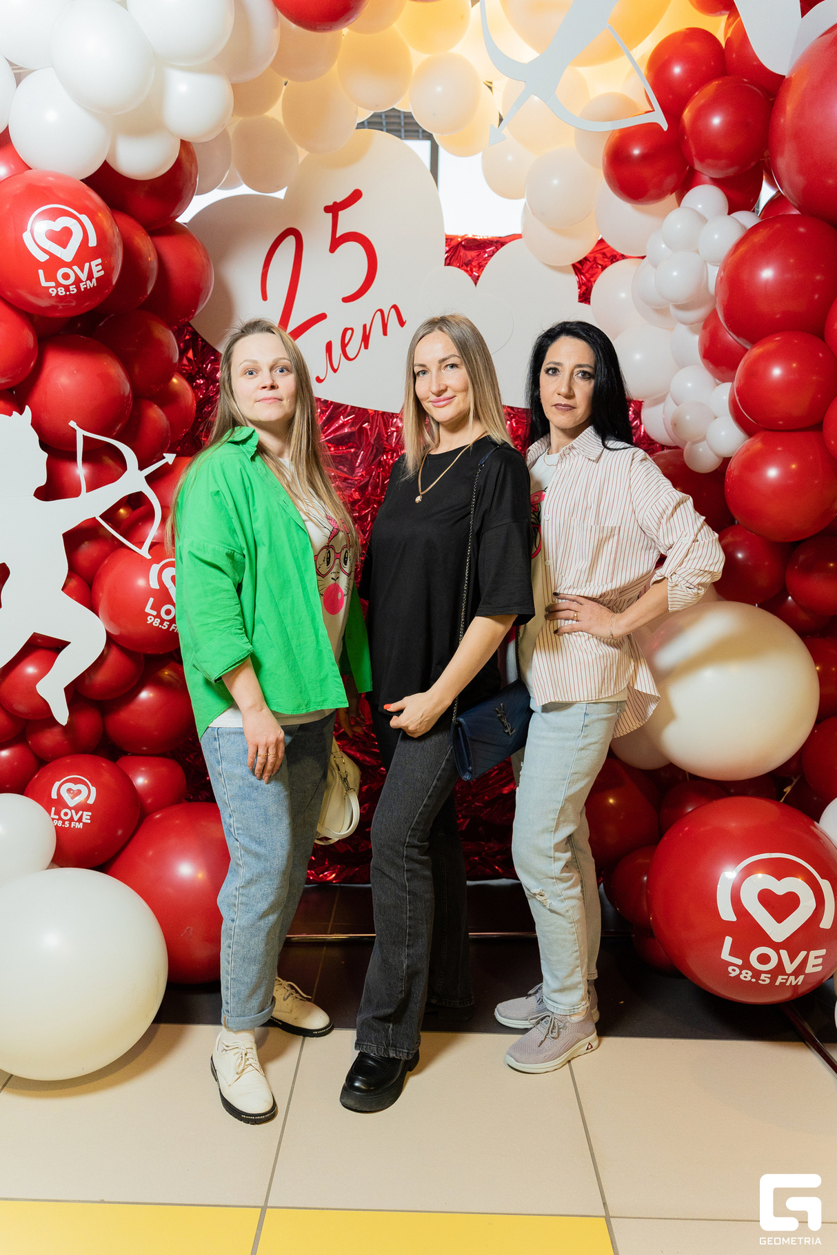 Фотозона Big Love Show 2025 в честь 25-ти летия  LOVE RADIO 20