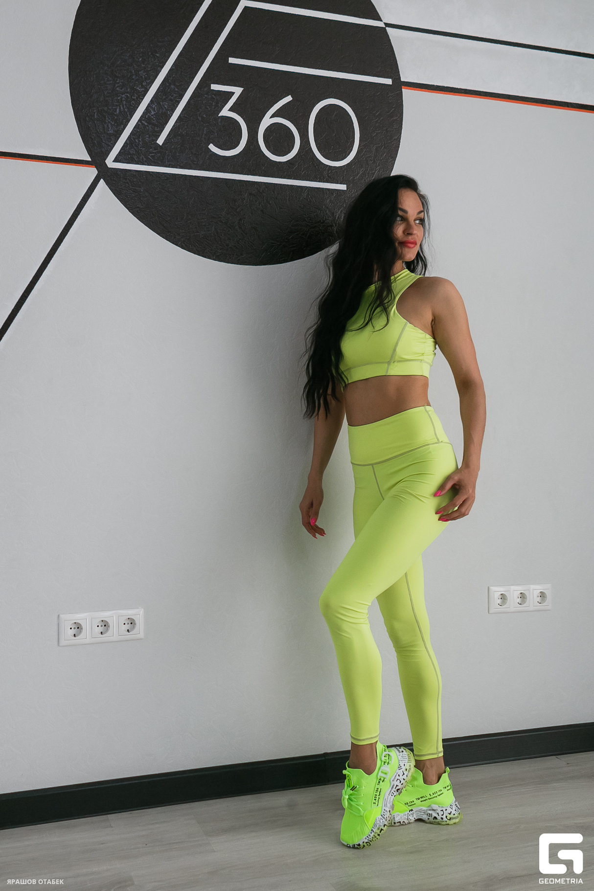 Shopping club в LA FORM 360 25