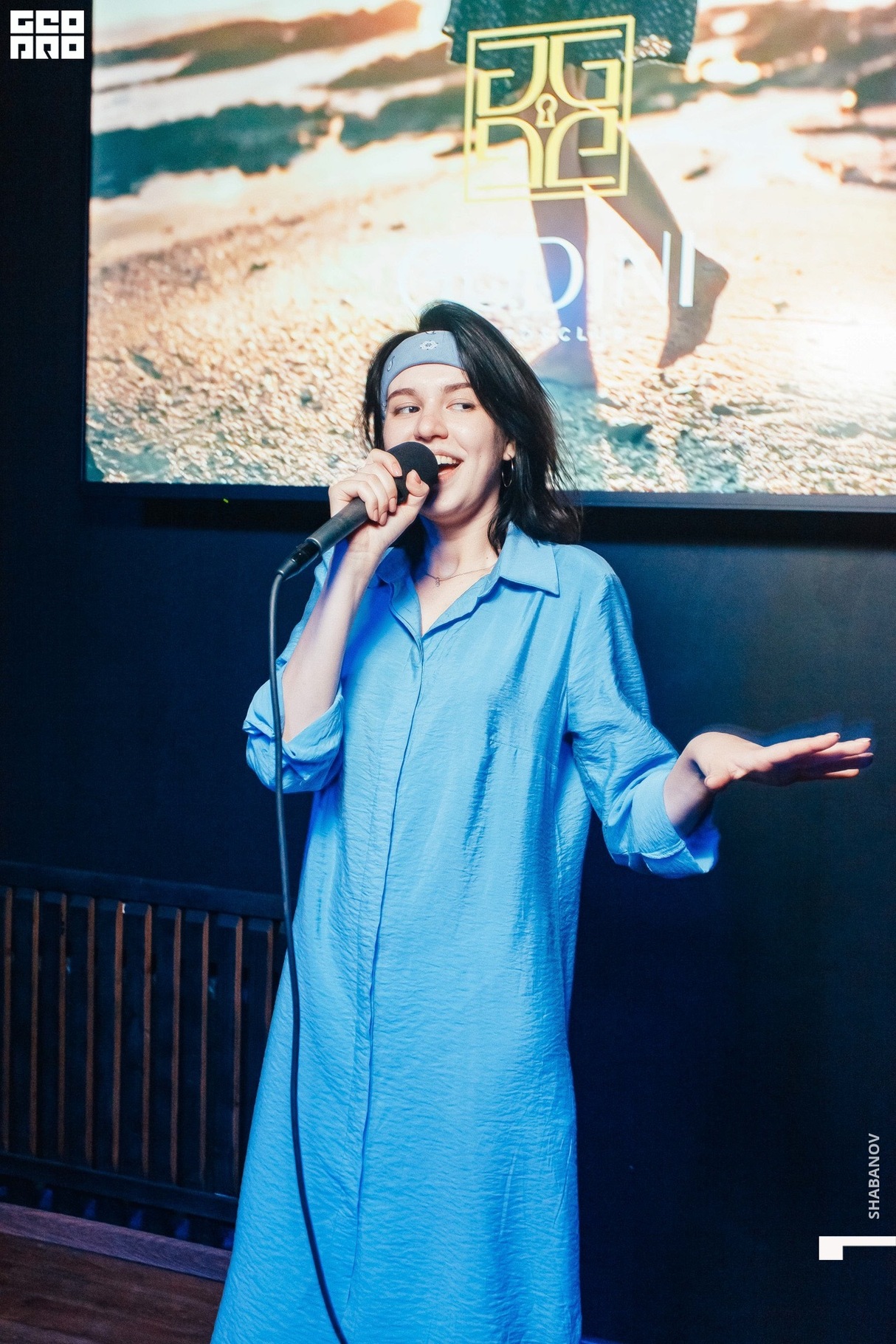 Friday party 19