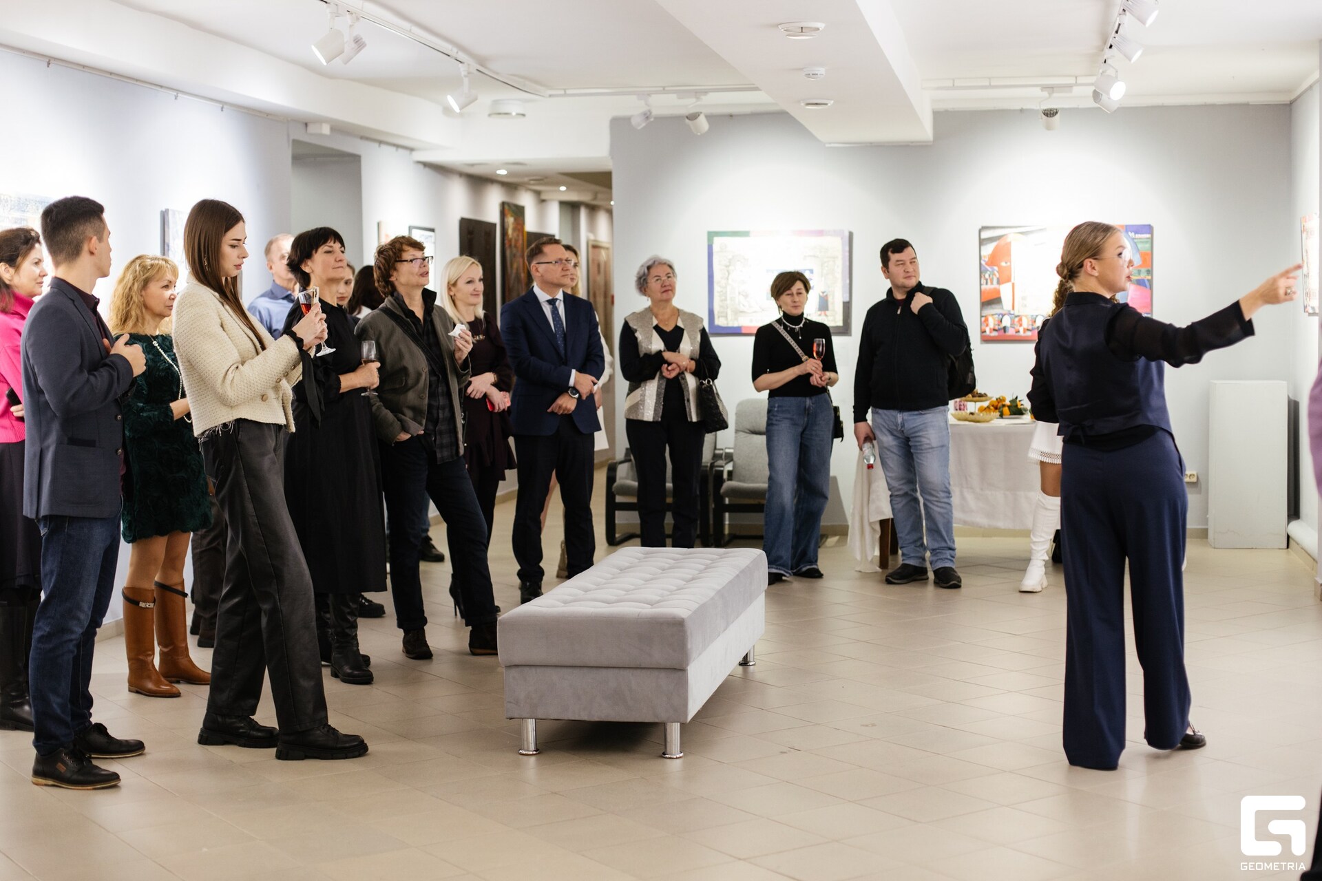 Element (60)_resized.jpg