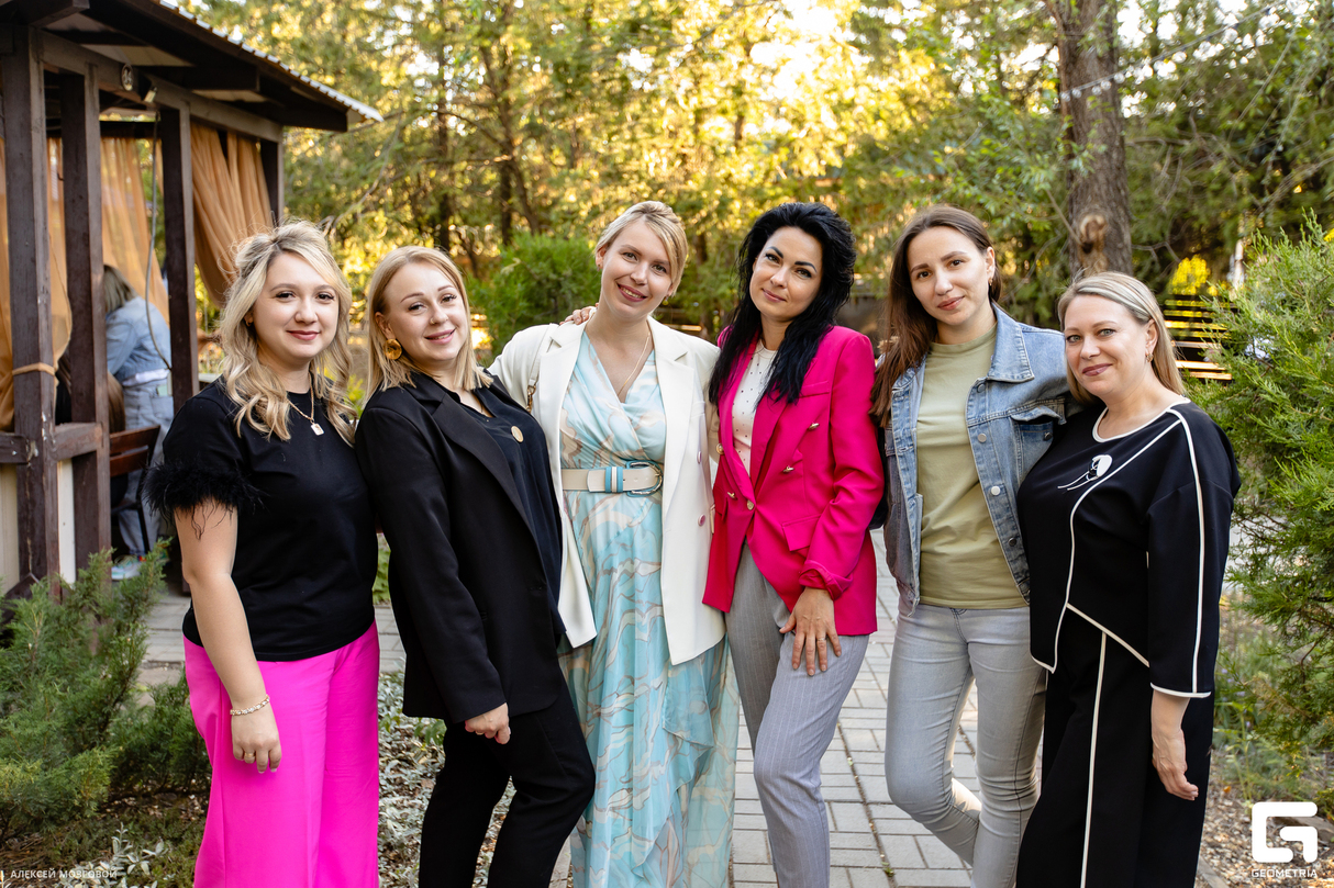 Выходные в кафе "Grill park" 16