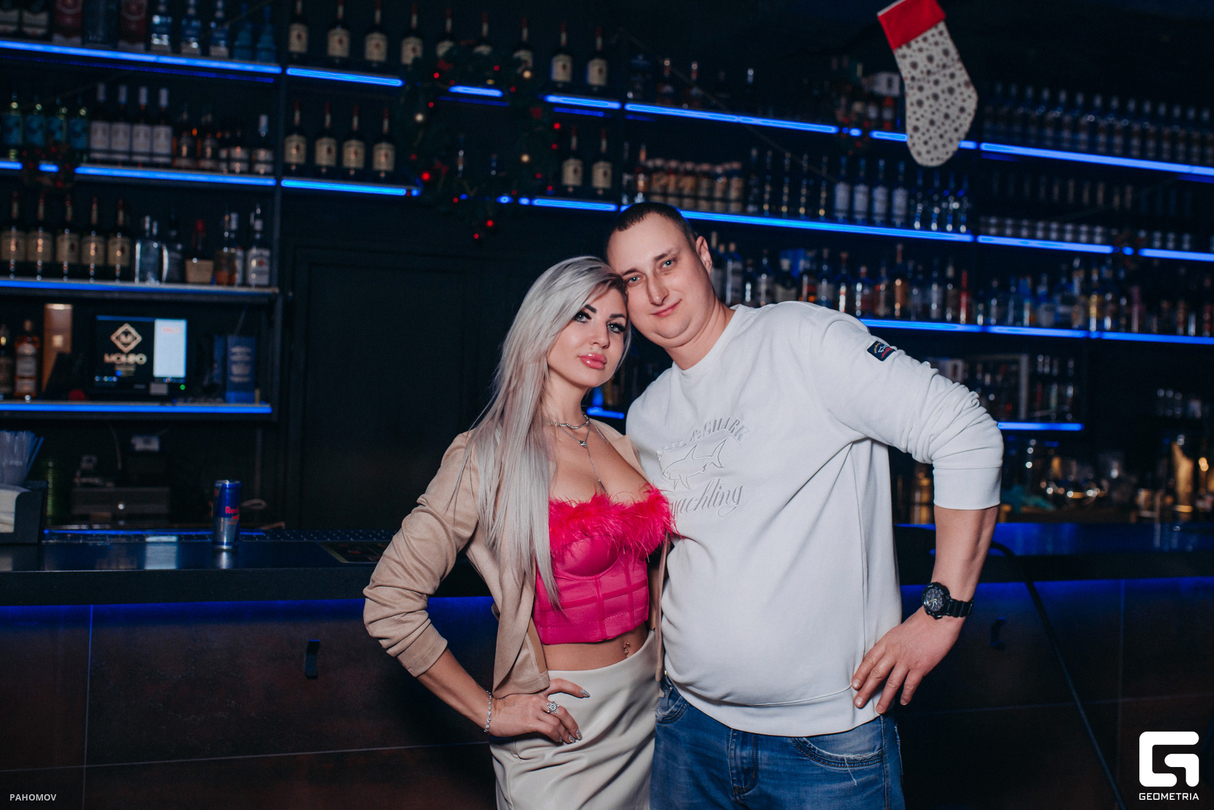 Saturday party 19