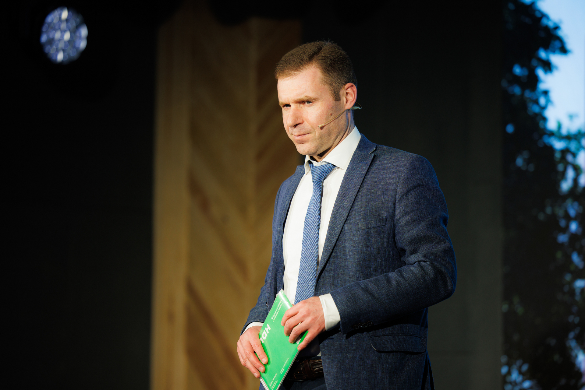 194-220425-4143 mikhailov-2560.jpg